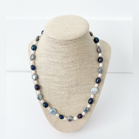 Jewelry - NWT Genuine Blue Pearls & White Pearls Necklace Beaded